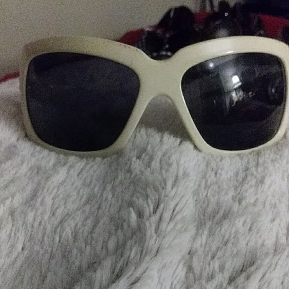 Sun glasses